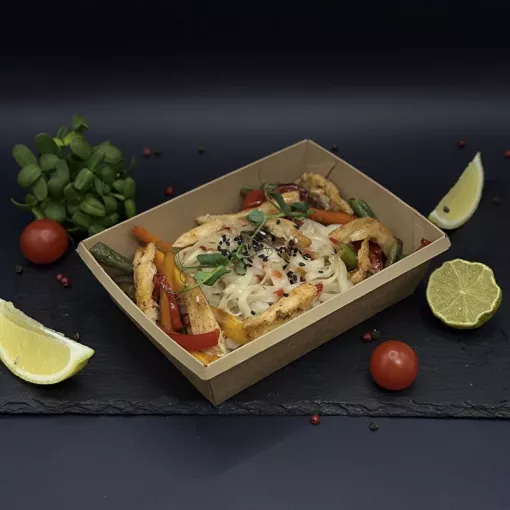 Удон с курицей и овощами 270гр